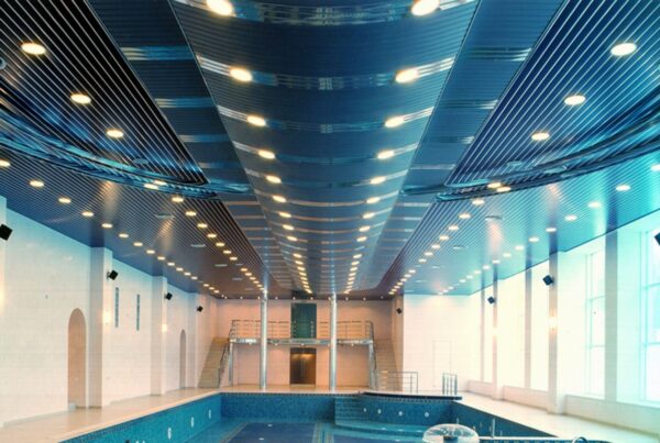 Mirror ceiling